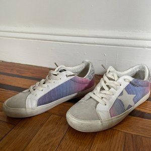 Vintage Havana Women's Sneaker Future Glitter Pink and Blue. Size 8.